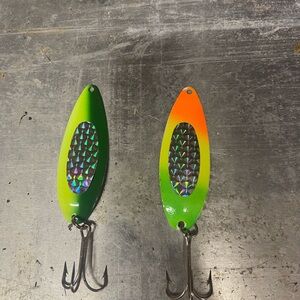 Source Unknown Green and Orange Fishing Lures spoon